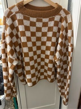SHEIN Checkerboard Crewneck Sweater in Cream and Tan
